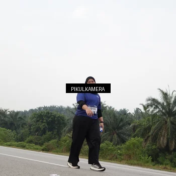 Runner Photo 7506276