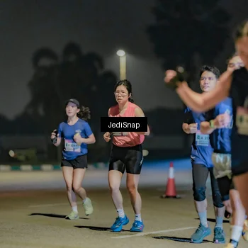 Runner Photo 7506282