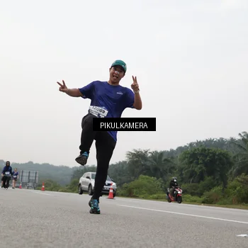 Runner Photo 7506289