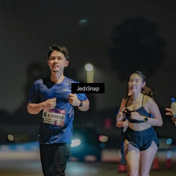 Runner Photo 7506296