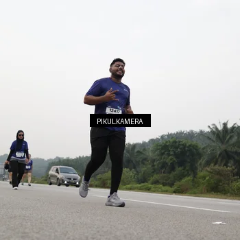 Runner Photo 7506308