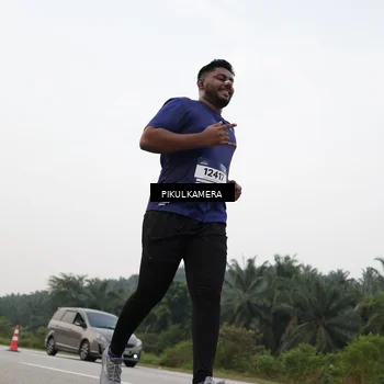 Runner Photo 7506320