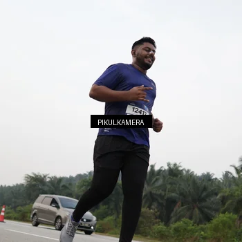 Runner Photo 7506325