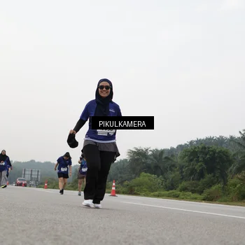 Runner Photo 7506330