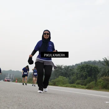 Runner Photo 7506336
