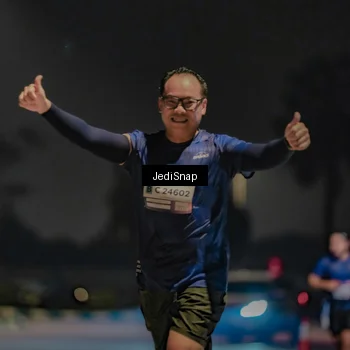 Runner Photo 7506339