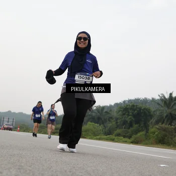 Runner Photo 7506346