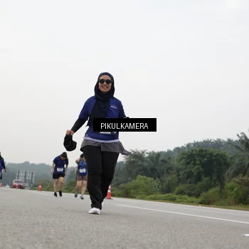 Runner Photo 7506353