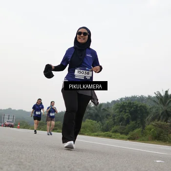 Runner Photo 7506359
