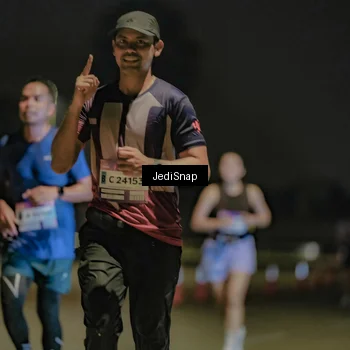 Runner Photo 7506361