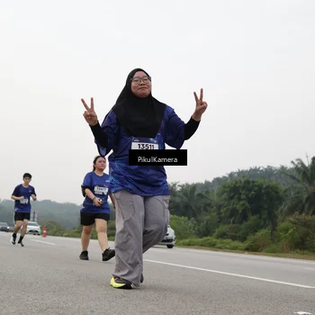 Runner Photo 7506371