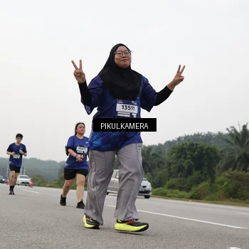 Runner Photo 7506380