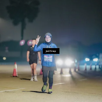 Runner Photo 7506390