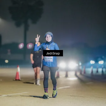 Runner Photo 7506396