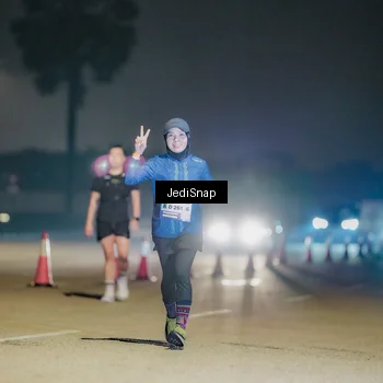 Runner Photo 7506397