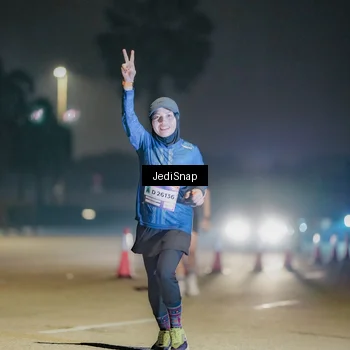 Runner Photo 7506400