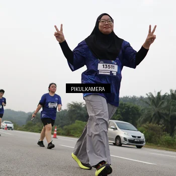 Runner Photo 7506407