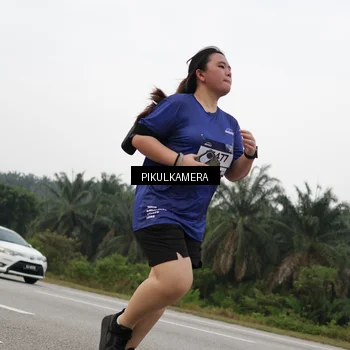 Runner Photo 7506415