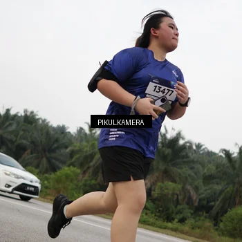 Runner Photo 7506441
