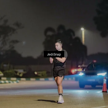 Runner Photo 7506442
