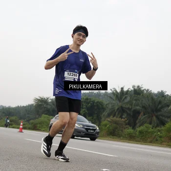 Runner Photo 7506446