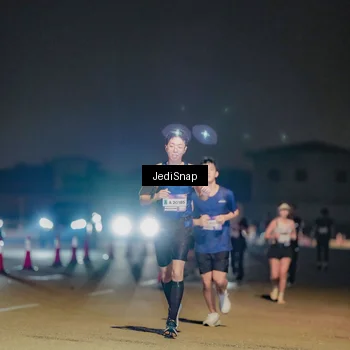 Runner Photo 7506449