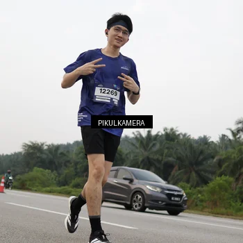 Runner Photo 7506451