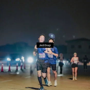 Runner Photo 7506454