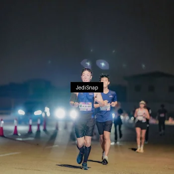 Runner Photo 7506459