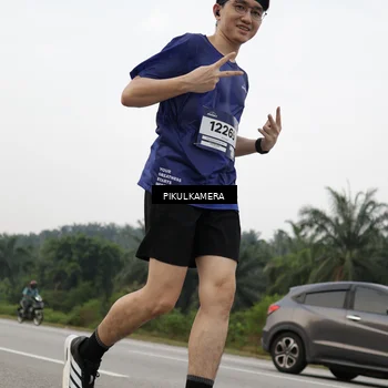Runner Photo 7506460