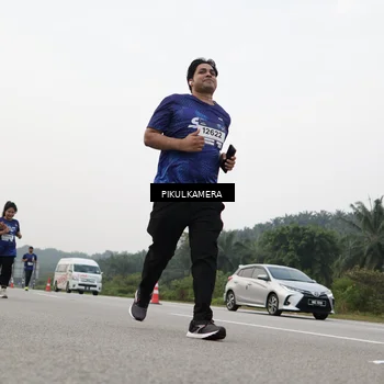 Runner Photo 7506466