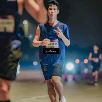 Runner Photo 7506473