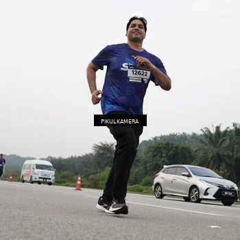 Runner Photo 7506474