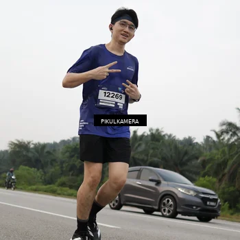 Runner Photo 7506477