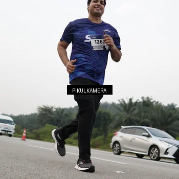 Runner Photo 7506482