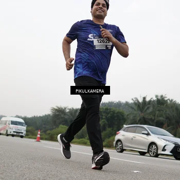 Runner Photo 7506487