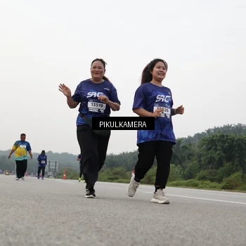 Runner Photo 7506509