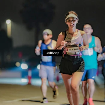 Runner Photo 7506513