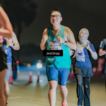 Runner Photo 7506516