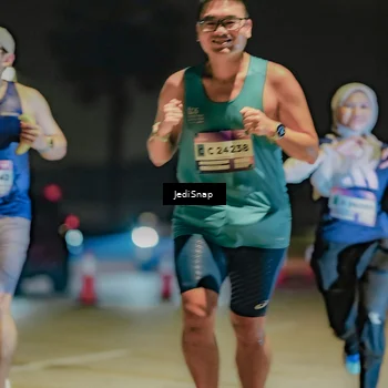 Runner Photo 7506522