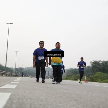 Runner Photo 7506532