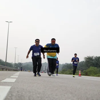 Runner Photo 7506533