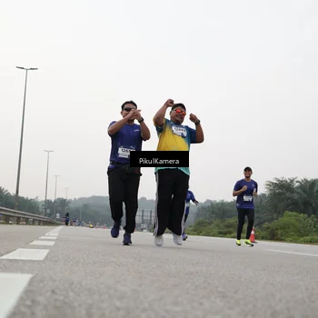 Runner Photo 7506543
