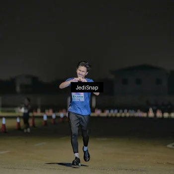Runner Photo 7506546