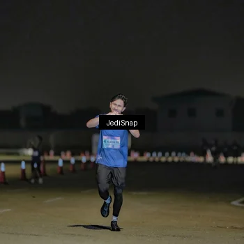 Runner Photo 7506555