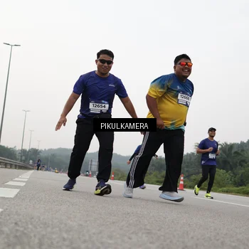 Runner Photo 7506584