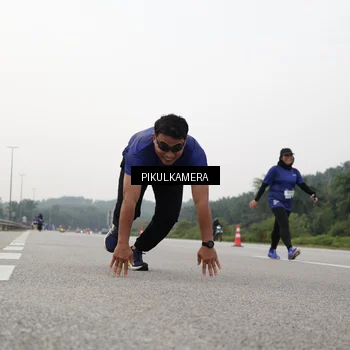 Runner Photo 7506607