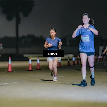 Runner Photo 7506625