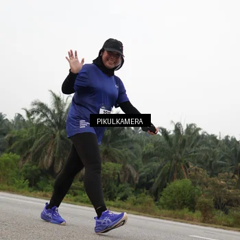 Runner Photo 7506633