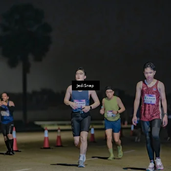 Runner Photo 7506646